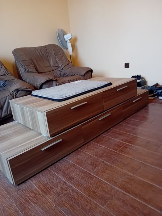 Vand corpuri tineresti tip comoda