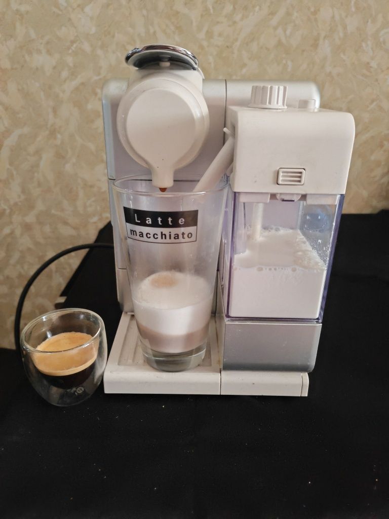 Delonghi EN560.S. Nespresso Latissima