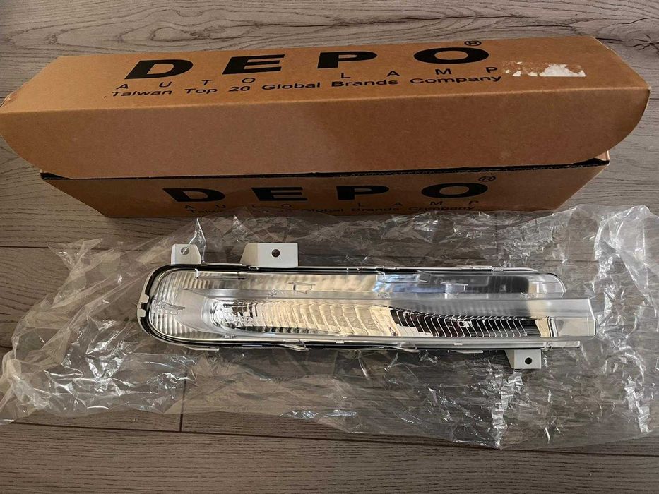 Lumini de zi Volvo V40, 2012-, partea dreapta