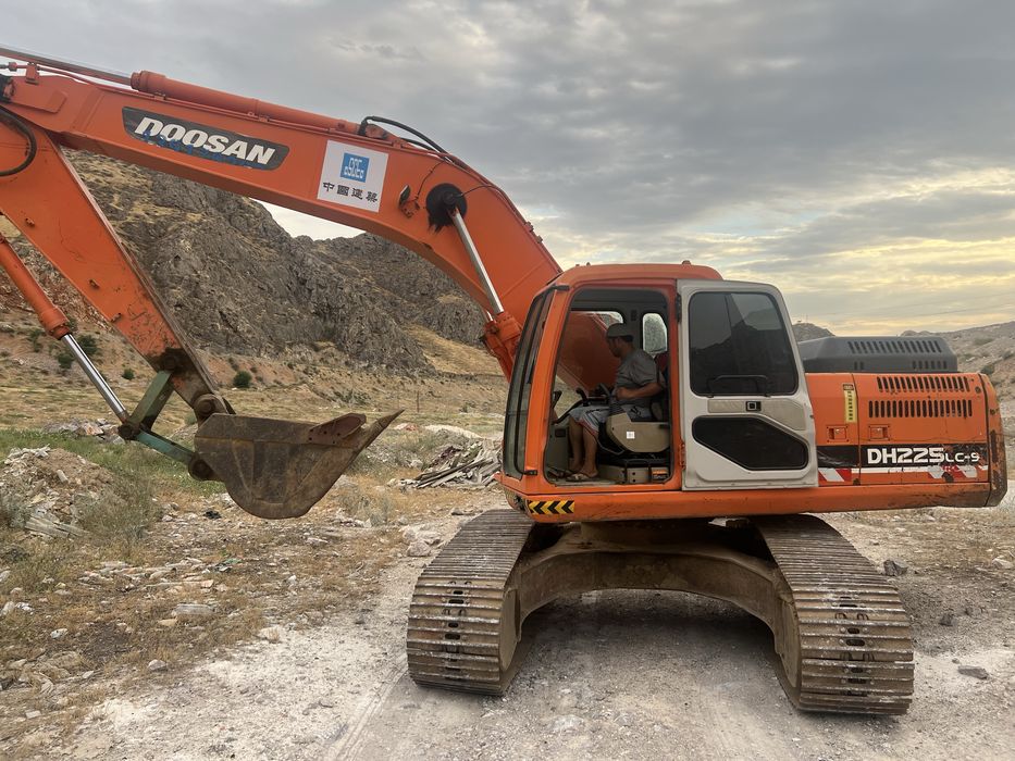Doosan DH225 LC-9