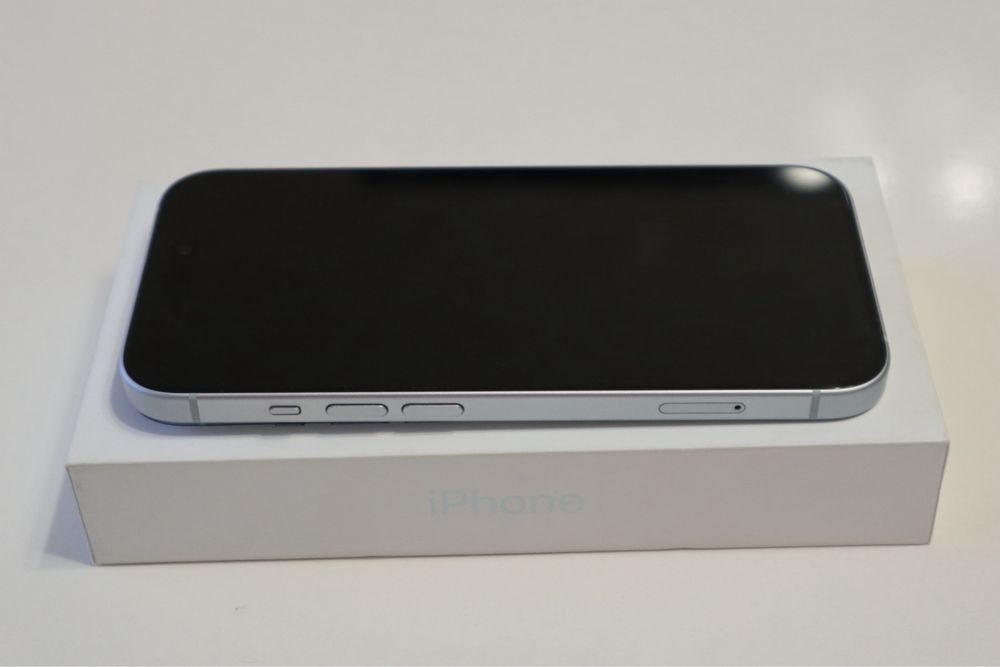 Iphone 15 256 GB blue