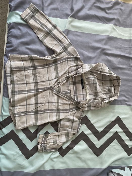 Vand camasa cu gluga Next