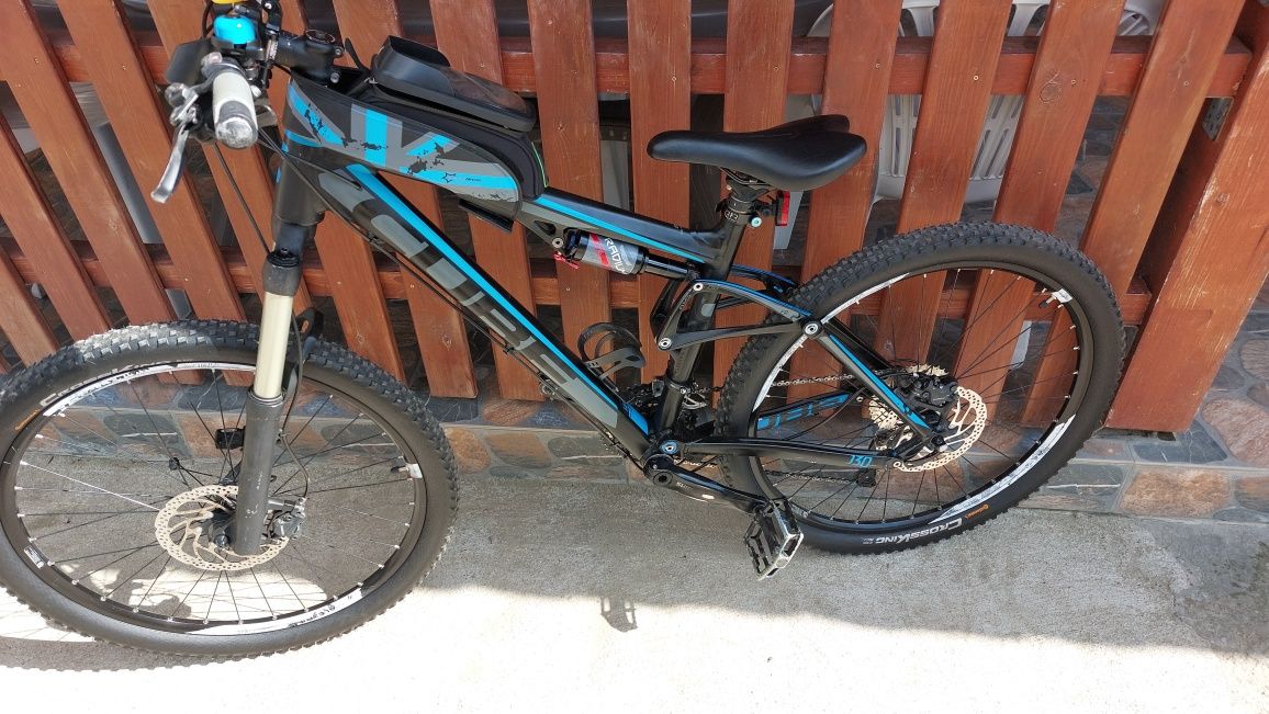 Bicicleta cube ams 130