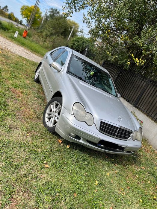 Mercedes-Benz C