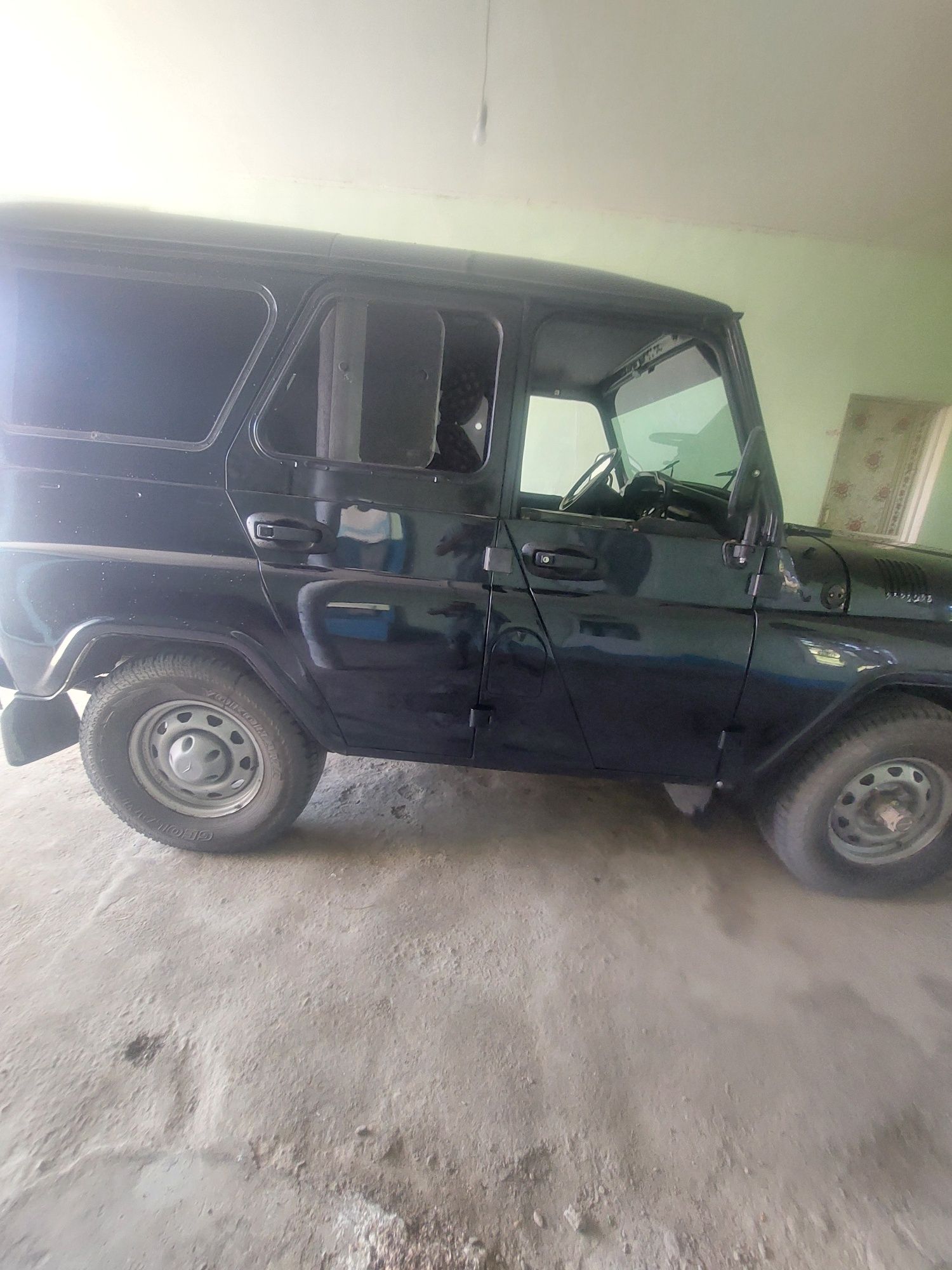 Uaz xanter sotiladi
