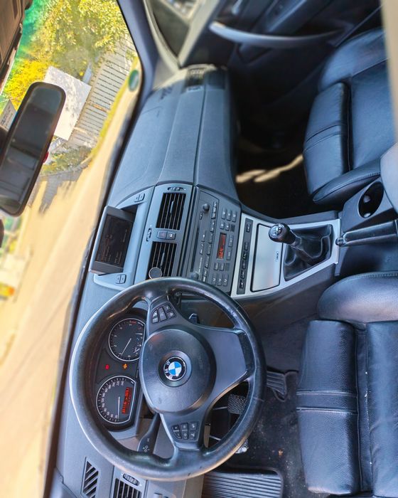 Vând BMW X3 2.0 diesel