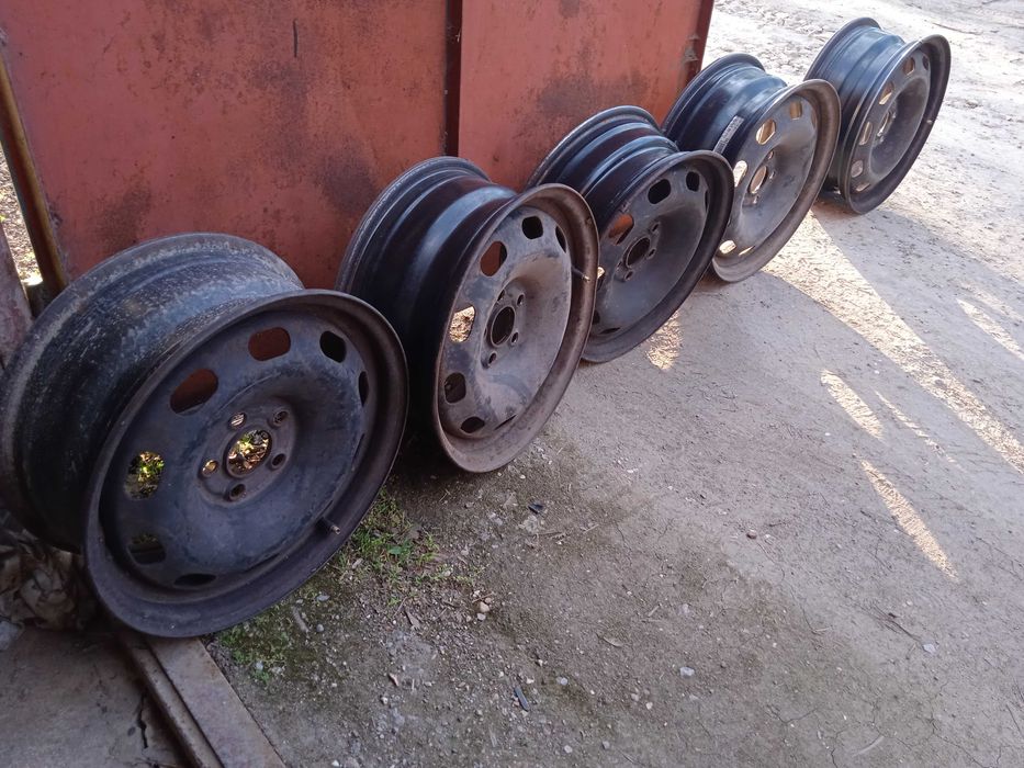 Продавам джанти за ауди 3