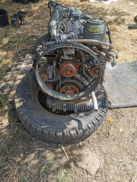 Motor in 4 cilindri cu grup de Fiat,