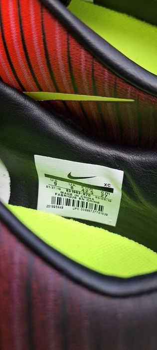 Ghete fotbal iarba Nike Mercurial noi 42.5