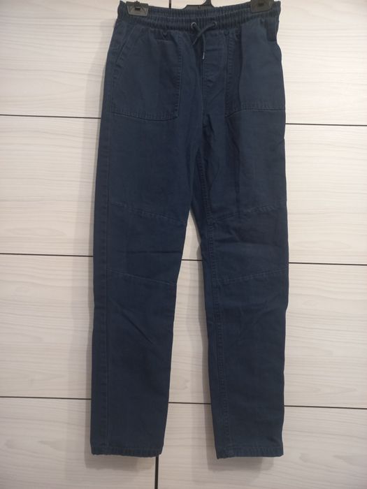 Vând pantalon baieti 164 cm