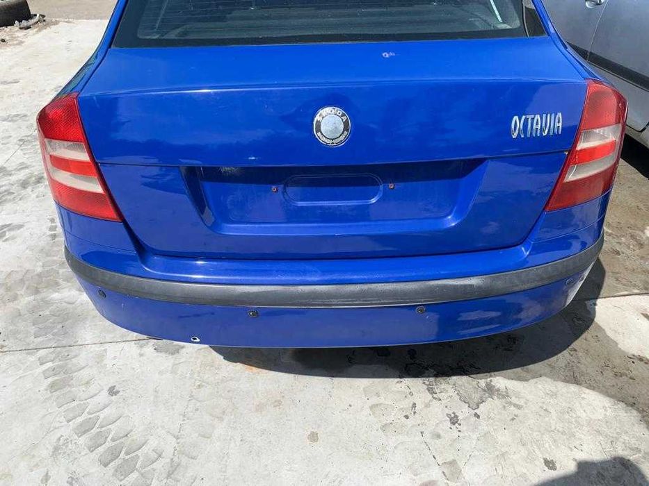 dezmembrez skoda octavia 2 1.4 mpi/hayon octavia 2/faruri octavia 2