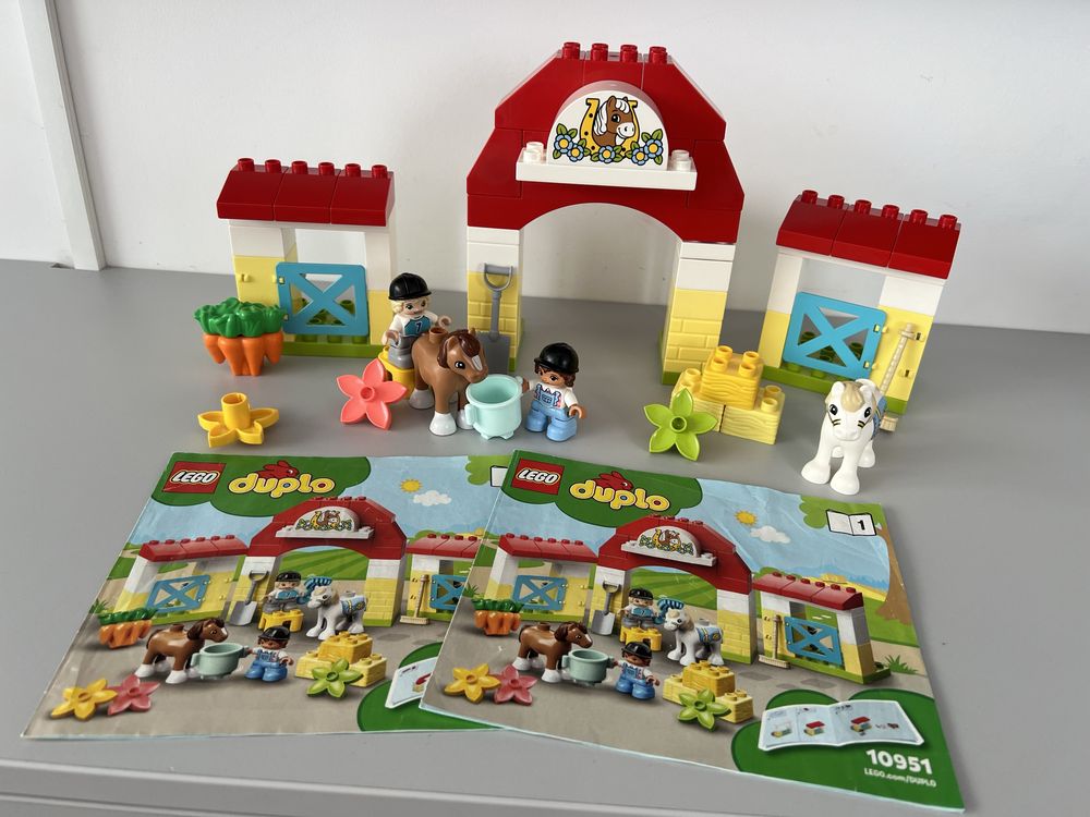 Lego duplo 10951 , grajdul poneilor