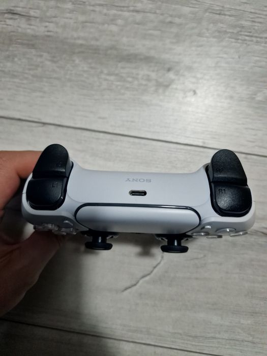 Controller PS5 ca nou