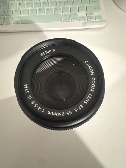 Obiectiv Canon- macro