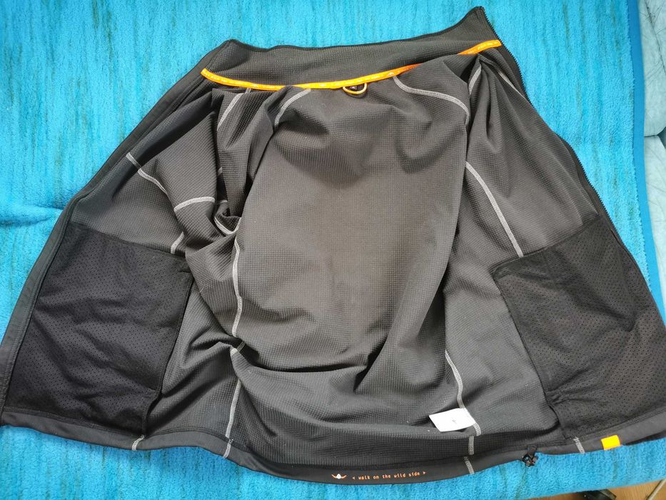 Softshell Kaikkialla XL si hanorac Peak Performance M