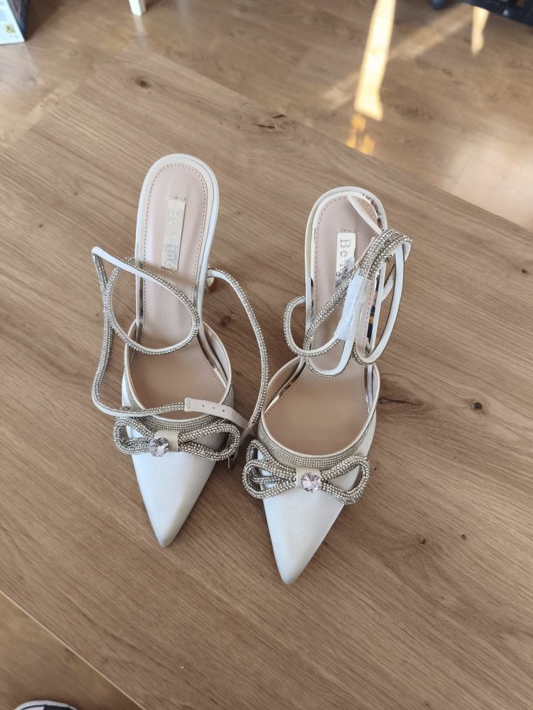 Pantofi cu toc Be Mine