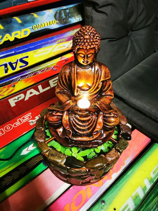 Vand decor zeu Buddha fantana arteziana cu lumina