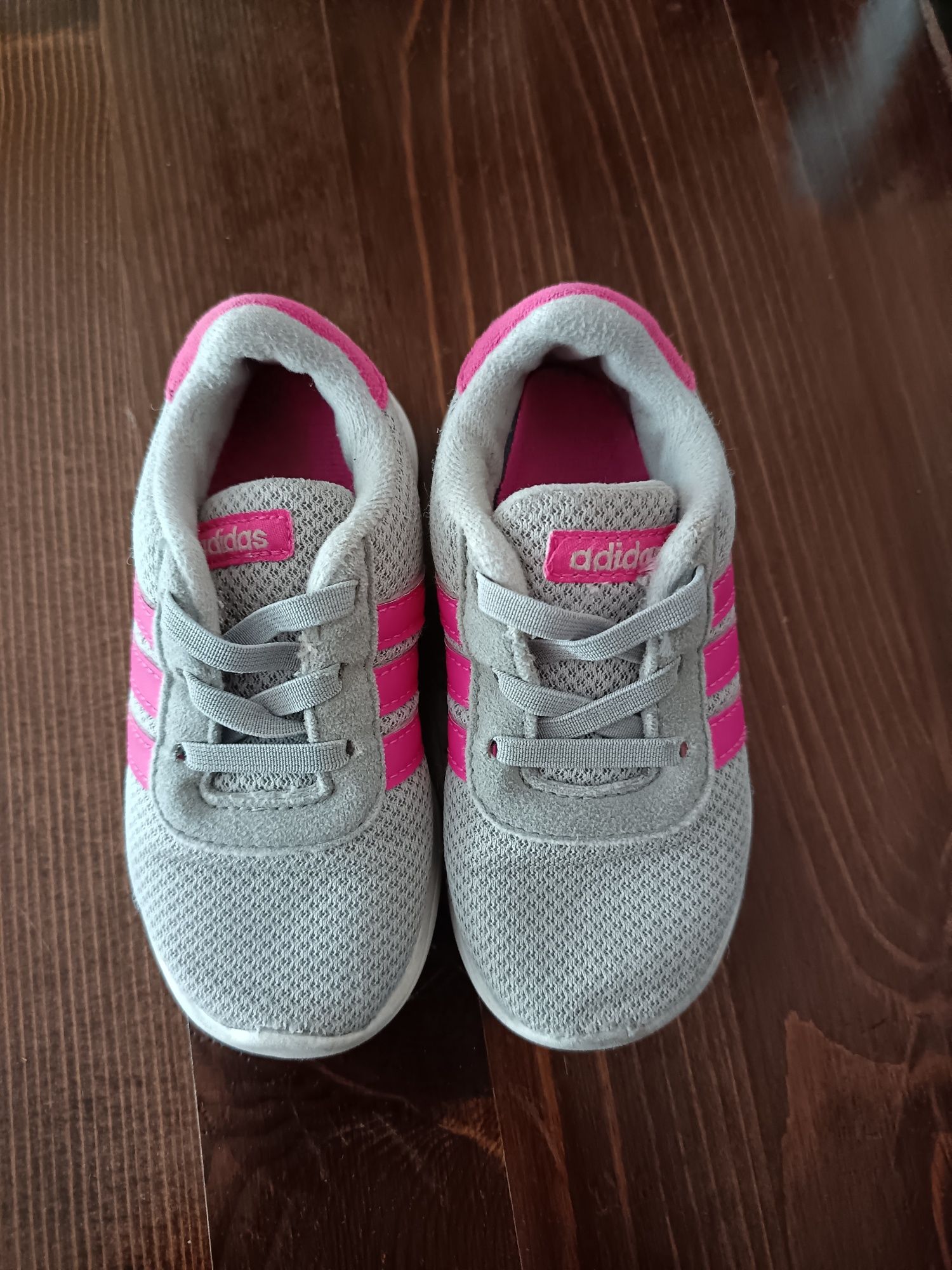 Детски маратонки Adidas, 24 номер