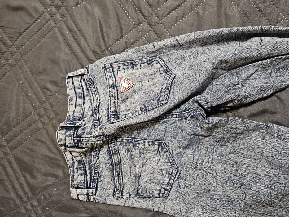 Оригинални дънки  s марка guess