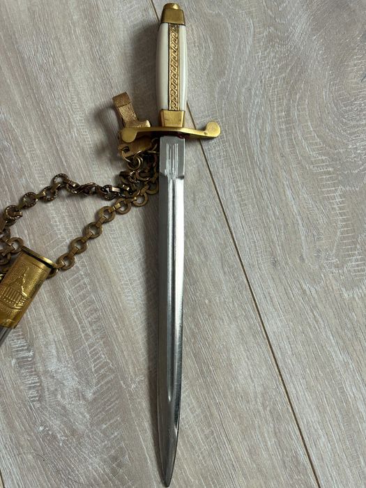 Кортик,офицерски