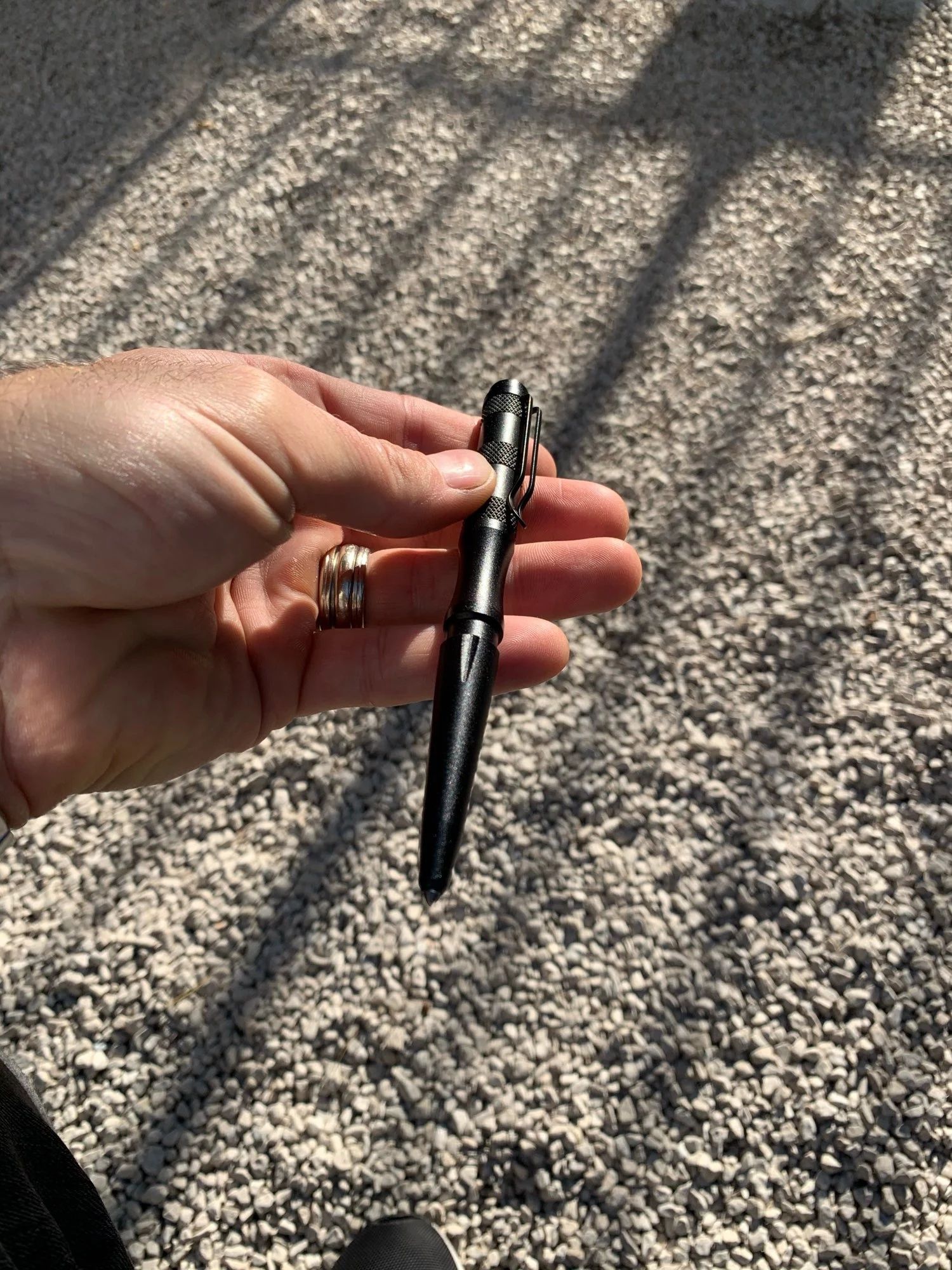 Тактическа химикалка Tactical pen