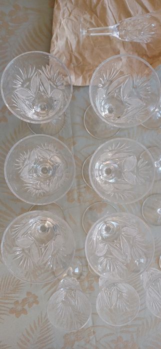 Lot vintage pahare cristal cristalin 18 bucati 3 seturi + cadou