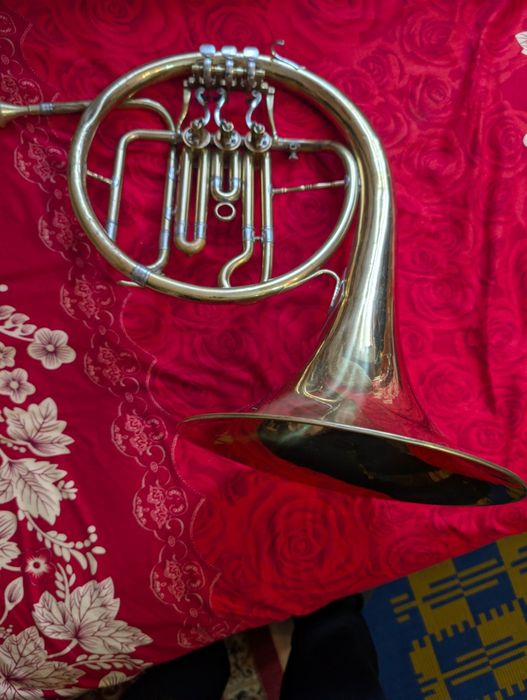 Corn pentru solistică