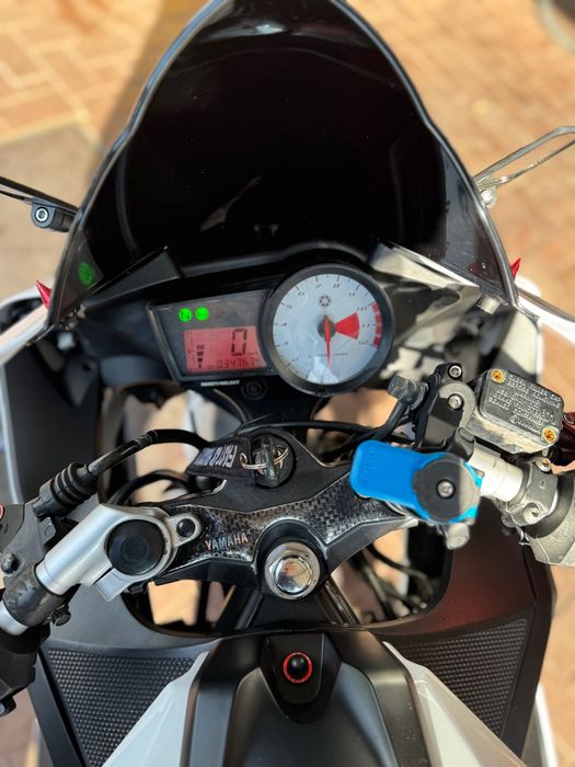 Vând Yamaha yzf r125 2009