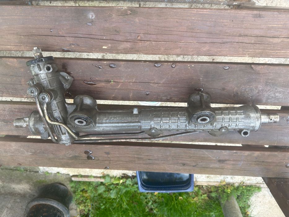 Кормилна рейка за Mercedes (CLS, E класа)