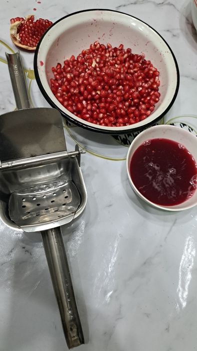 Продаю сока выжималку
