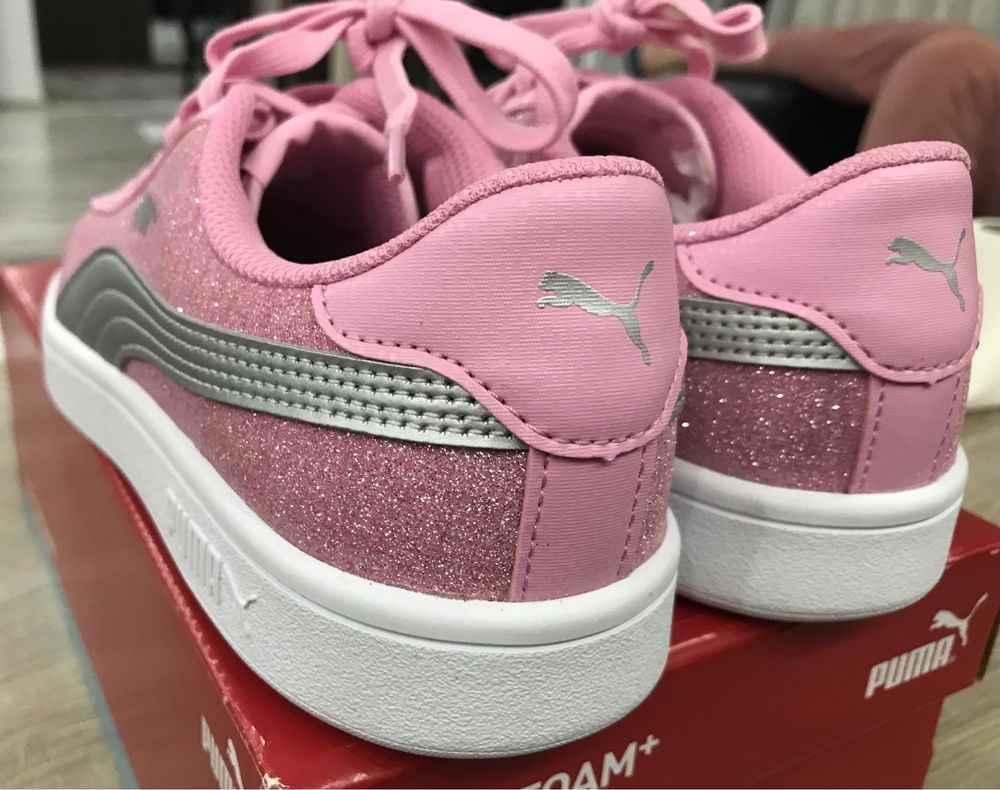 Чисто нови оригинални маратонки PUMA Smash v2 Glitz Glam Jr.