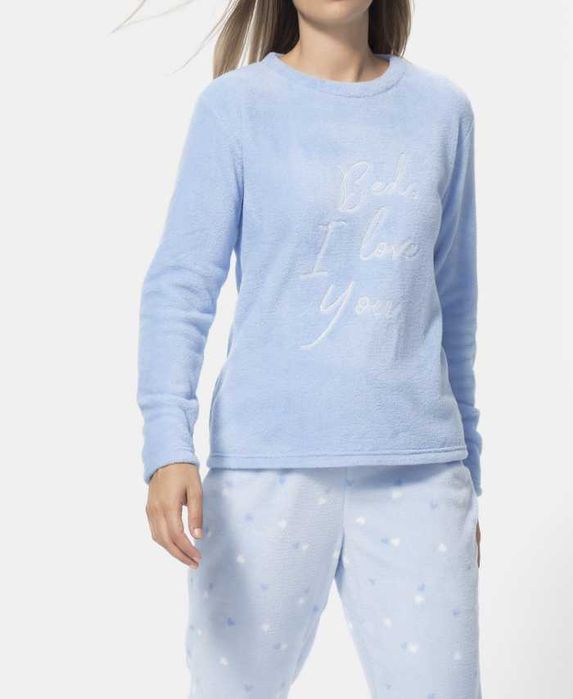 Vând pijama pufoasa