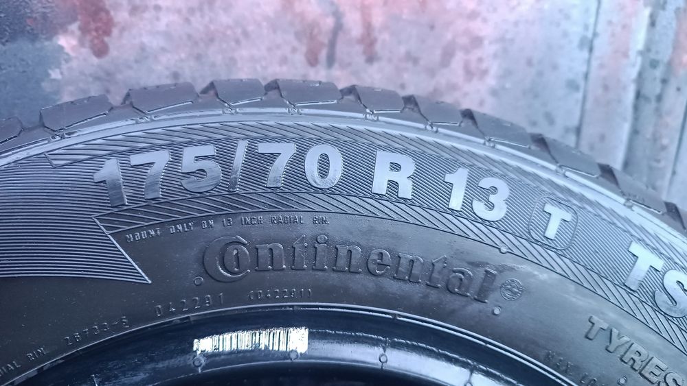 175/70/13 Continental