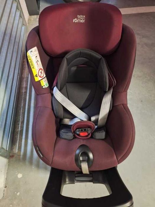 Scaun auto pentru copii Britax Romer cu baza isofix 3 luni - 4 ani