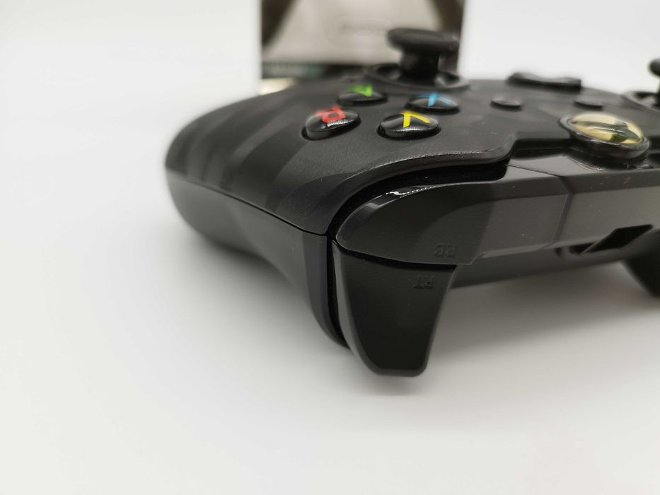 Контролер PDP Gaming Deluxe Wired Controller, черен камуфлаж