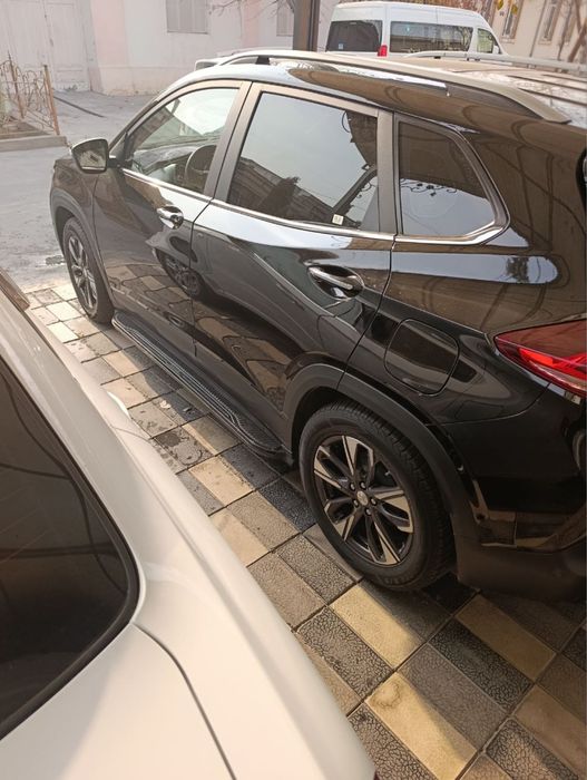 Tracker 2 Premier 2023