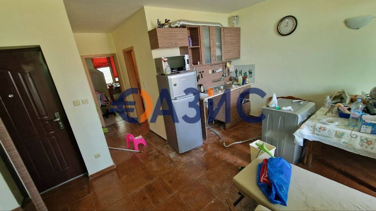 Продава се Двустаен апартамент в с. Кошарица, Област Бургас - 61 кв.м за 673 €/кв.м - Снимка #1