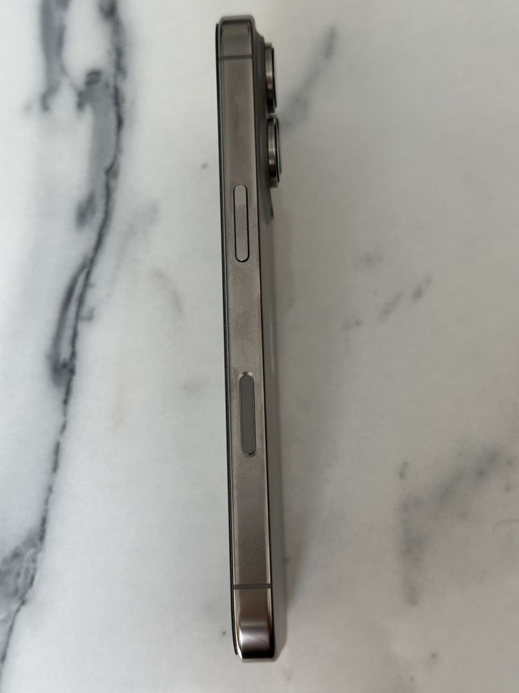 Iphone 16 Pro в 100% идеальном состоянии