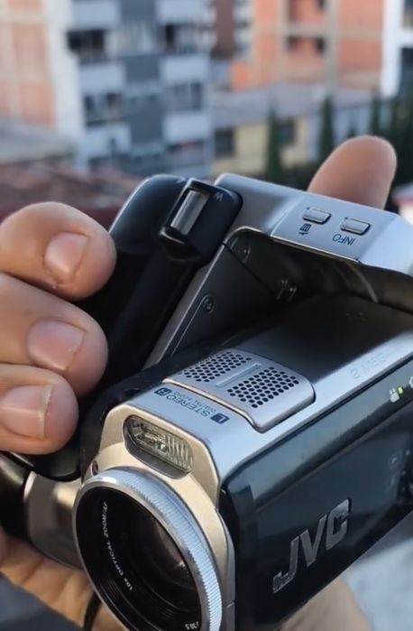 Cameră JVC  impecabilă sistem antiefracție