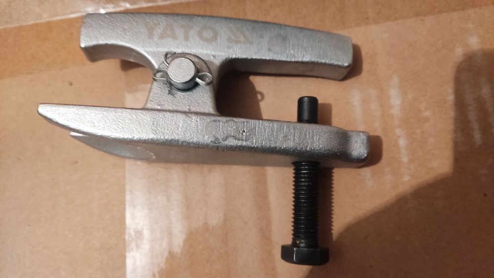 Presă pivoți extractor yato