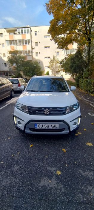 Suzuki Vitara Km reali, motor aspirat extrem de fiabil, roti complete vara/iarna