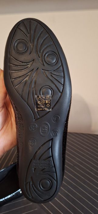 Balerini noi din piele cu tinte Mofft - nr.38