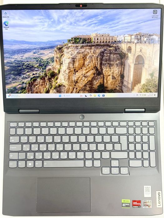 Gaming Lenovo Ryzen 5 7535HS 15.6 144Hz 512SSD 16RAM Laptop