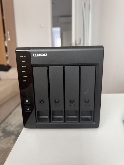 Vand unitate HDD 4x sloturi Qnap Tr-004