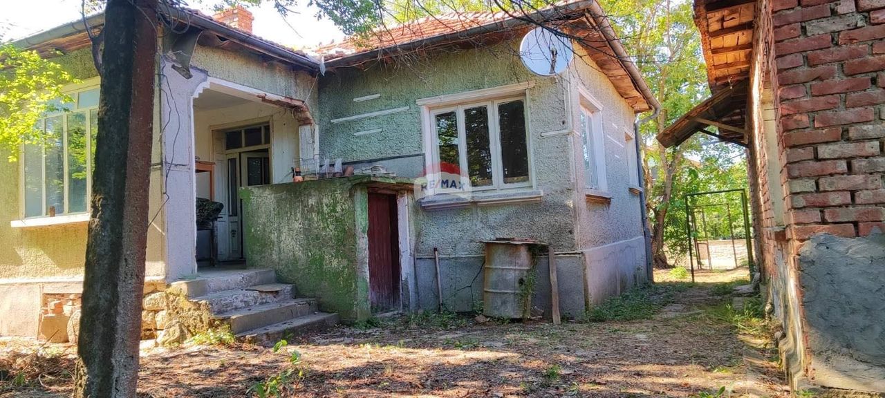 Продава се Къща в с. Ново Оряхово, Област Варна - 80 кв.м за 1032 €/кв.м - Снимка #12