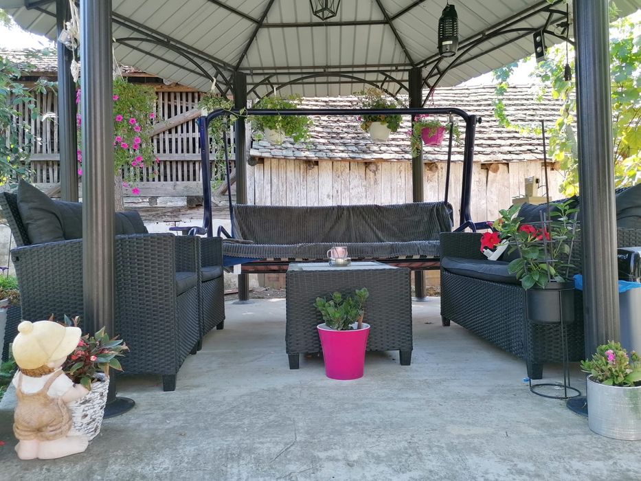 Casă modernă de vânzare la țară