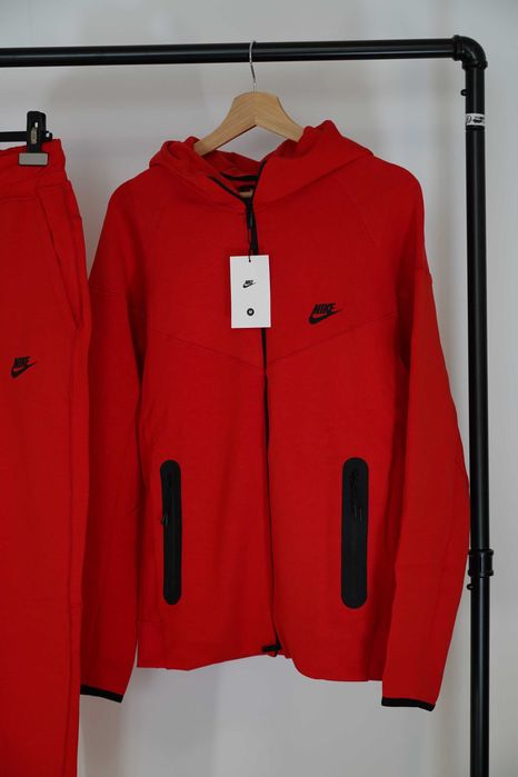 Trening Nike Tech Fleece, Model NOU 2024 -Calitate Premium baieti fete