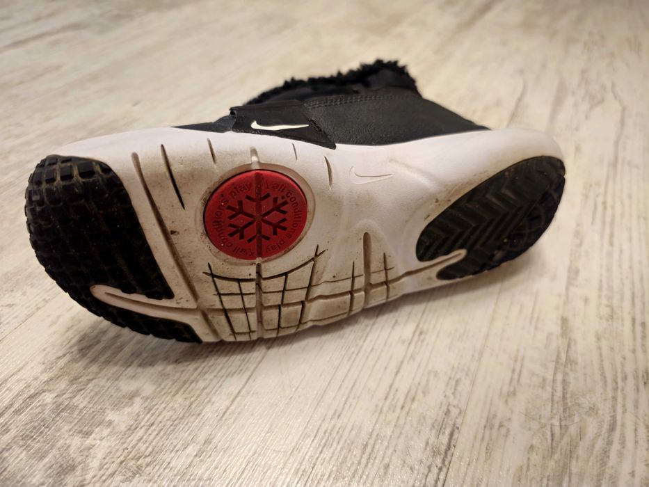 Ботушки NIKE унисекс