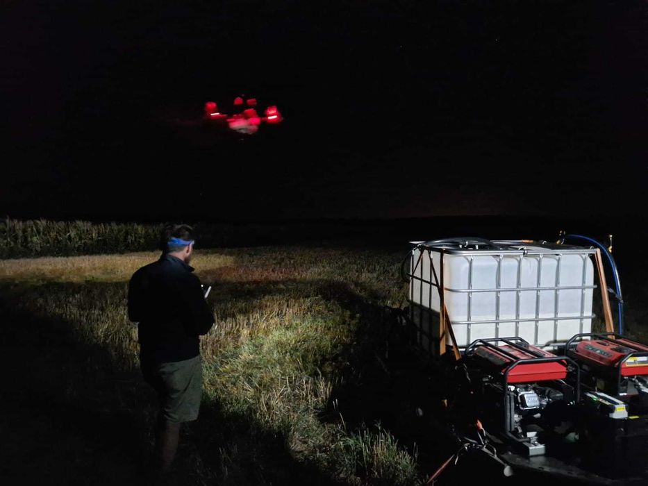 Tratamente fitosanitare cu dronă agricolă