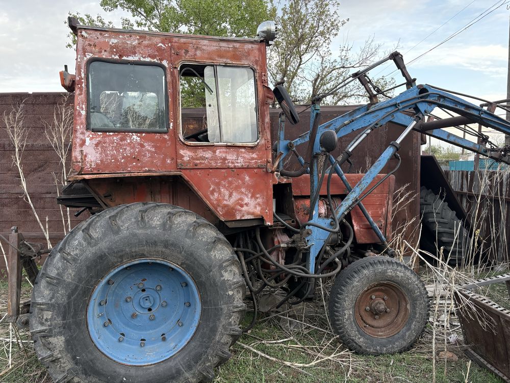 Трактор т25 в отличном состаяний